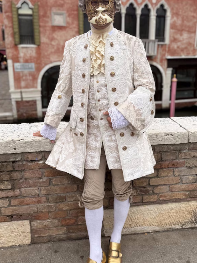1700s White French Court Weddi - đánh giá và giá Badminton Victory